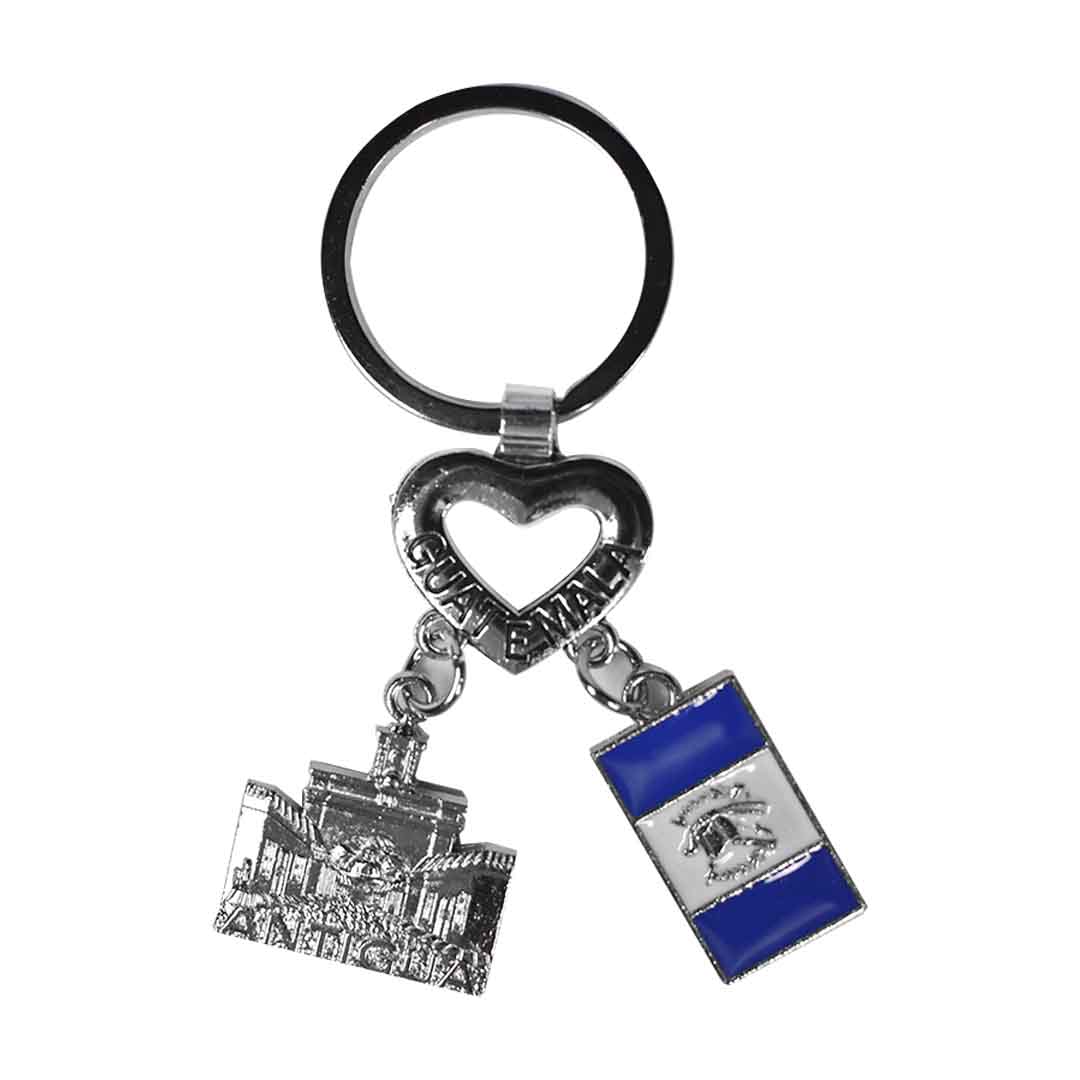 Llavero antigua guatemala con corazon y bandera